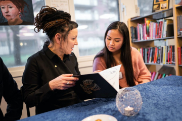 News Olga Tokarczuk rezygnuje z tytu�u Honorowego Obywatela Dolnego �l�ska. Zamieszanie wok� wyr�nienia�