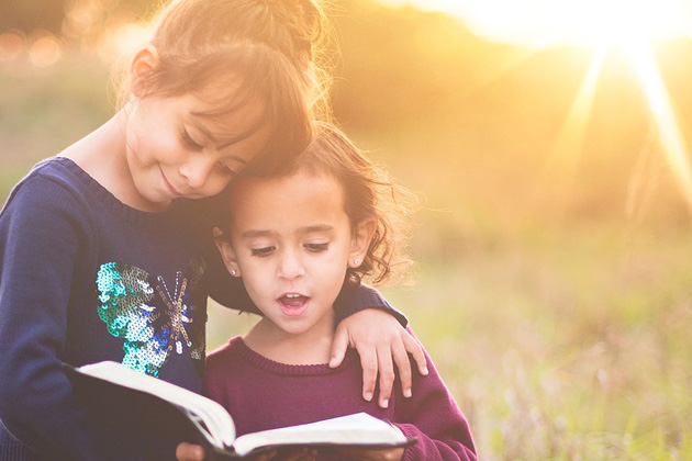 News Oto internauci nagrodzeni w plebiscycie „Najlepsza ksi��ka dla m�odych czytelnik�w