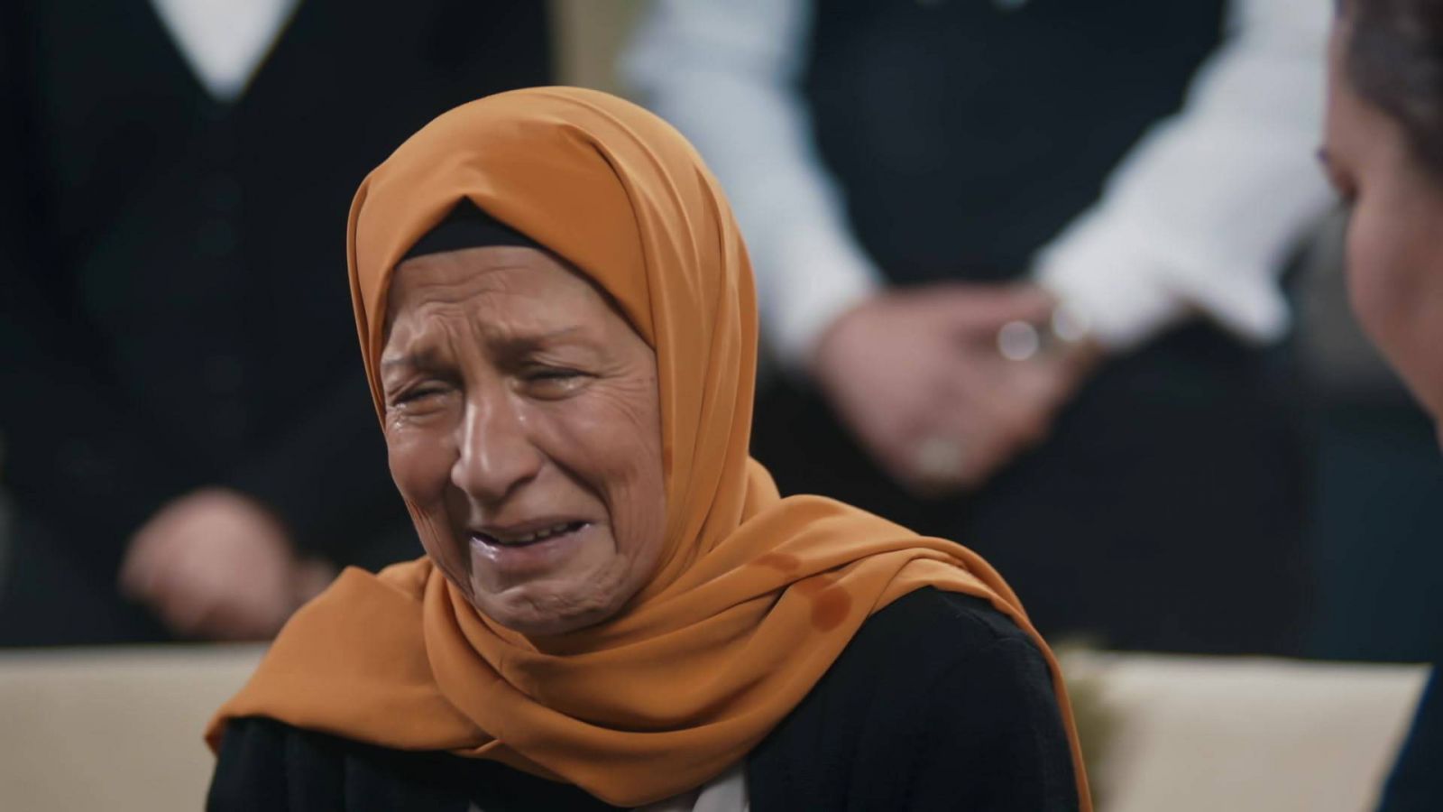 News Dziedzictwo odc. 734 i 735 streszczenie. Yaman chce wyjecha do Rosji. Nana ukrywa swoje uczucia