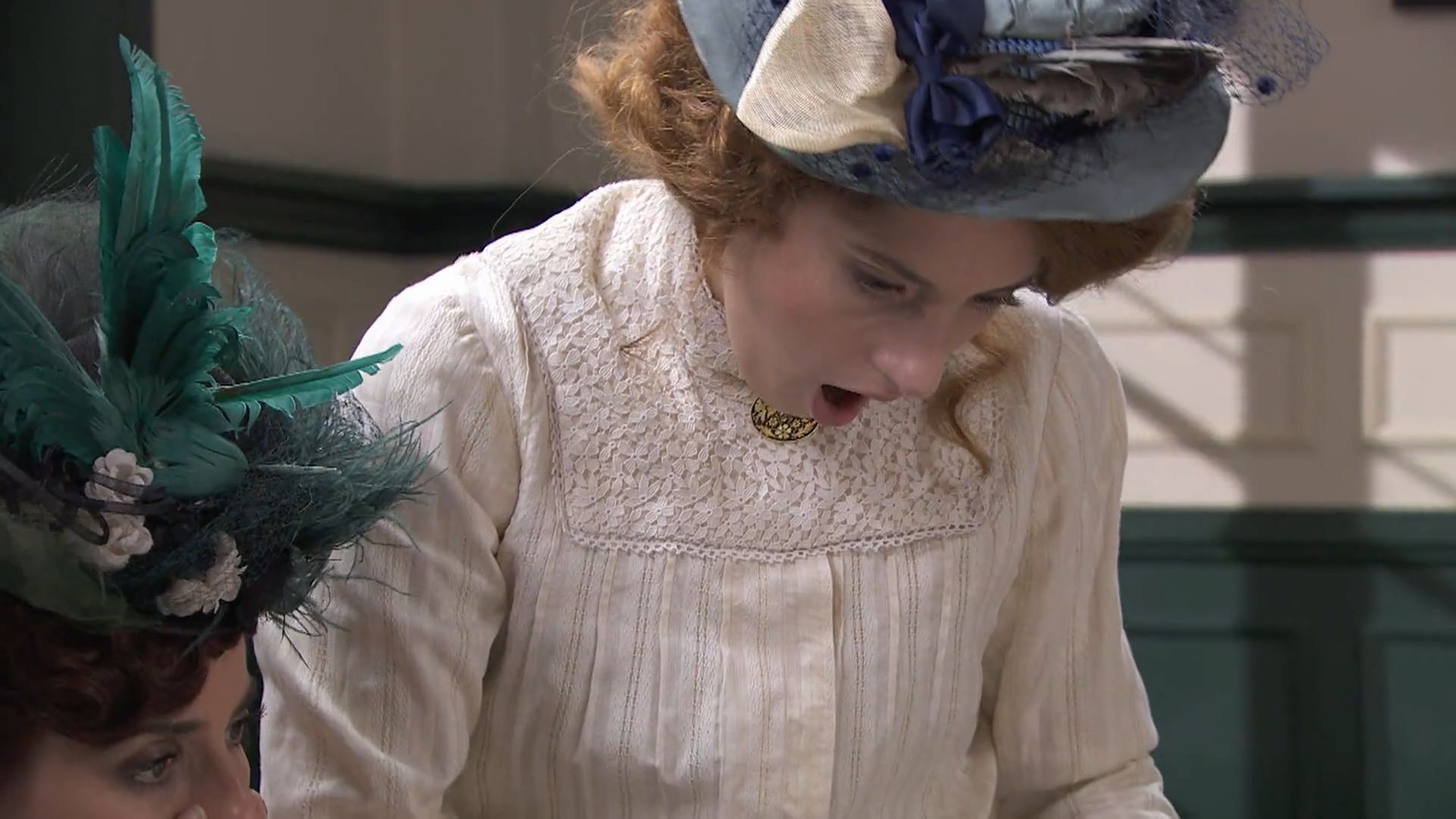 News Akacjowa 38 odc. 707 odc. Lolita ko�czy zwi�zek z Antonitem. Celia widzi swoje zdj�cie w gazecie. Streszczenie 707 i 708 odc. 