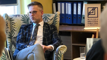 News Pisarz Jacek Dehnel w�r�d kandydat�w do Sejmu w nadchodz�cych wyborach�