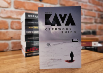 News Alex Kava w znakomitej formie! „Czerwony �nieg