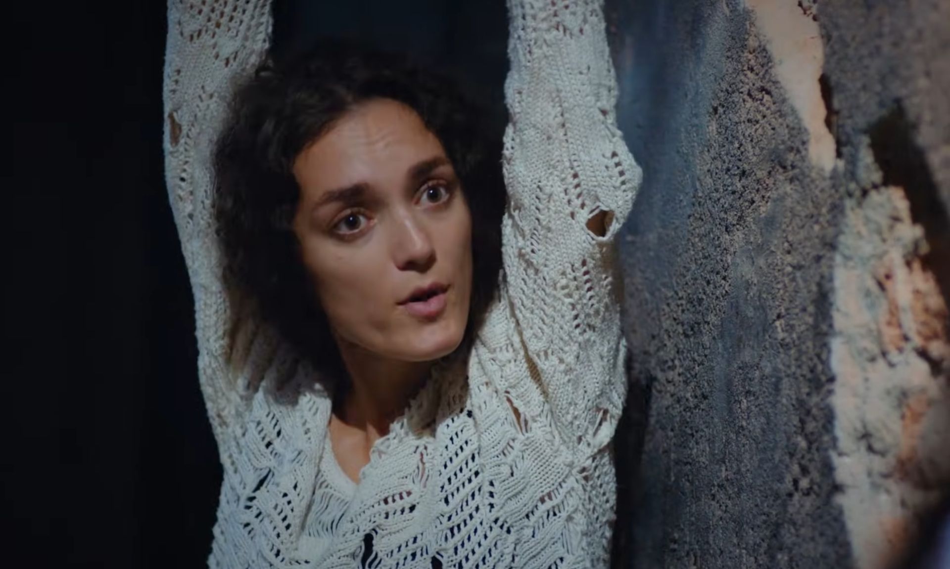 News Dziedzictwo odc. 849 i 850 streszczenie. Nana oddaje si� w r�ce Zehira! Zostaje uwi�ziona razem z siostr� Poyraza