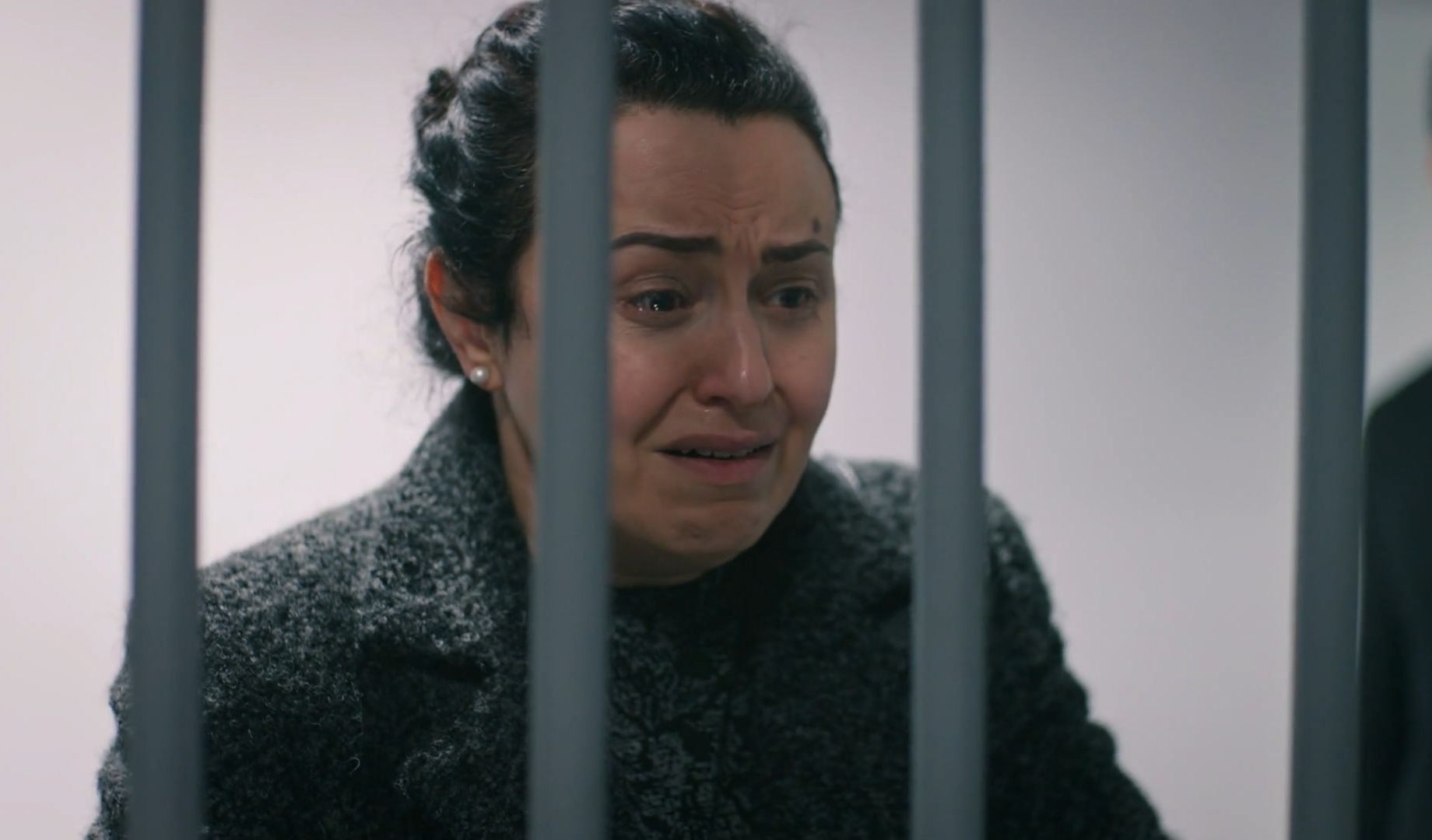 News Dziedzictwo odc. 457 i 458 streszczenie: Semra wyrzuca Duygu z domu! Seher nie pami�ta Yamana...