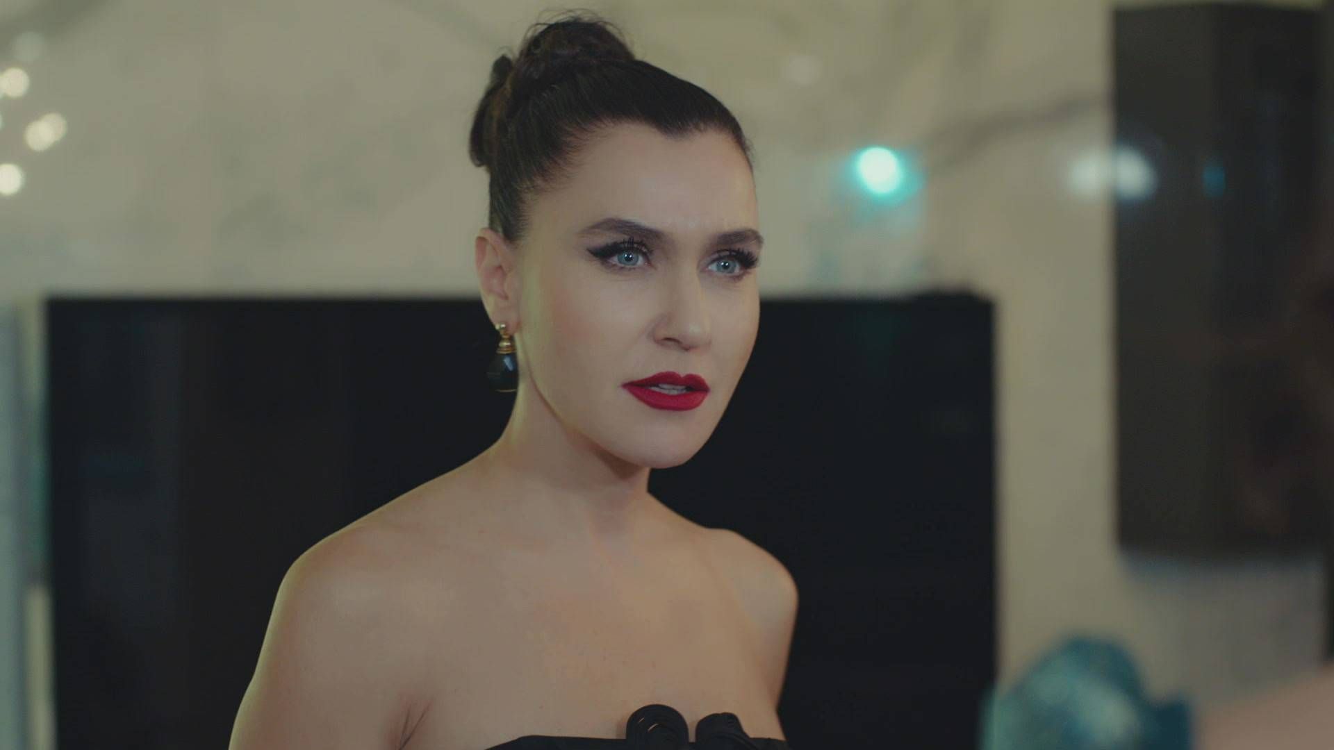 News Zakazany owoc 223 odc. Zehra obiecuje ojcu, �e zerwie z na�ogiem. Streszczenie 223 i 224 odc. 