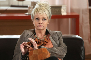 News Barwy szcz�cia - 2850 odc. Rawiczowa chce, by Cezary wzi�� szybki �lub z Sofi�. Streszczenie 2850 i 2851 odc.