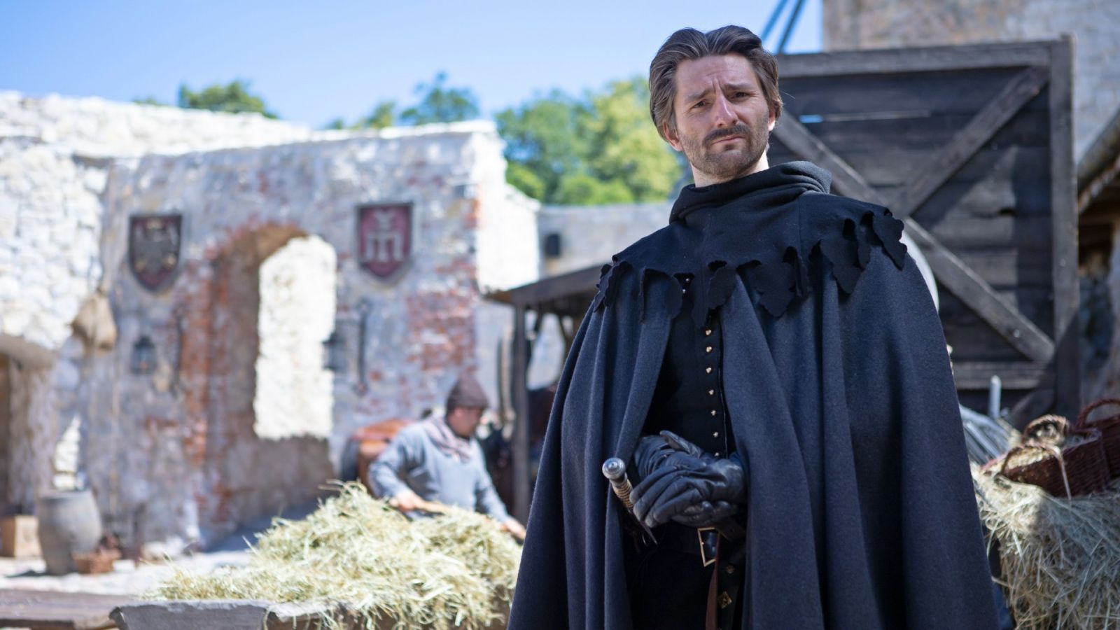 News Kr�lowie odc. 7 i 8 streszczenie: pospolite ruszenie i romanse na zamku w Sanoku. Co jeszcze si� wydarzy? 