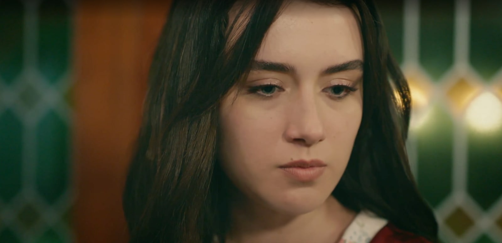 News Wichrowe wzg�rze - 236 odc. Zeynep niszczy kolekcj� no�y Halila. Streszczenie 236 i 237 odc. 