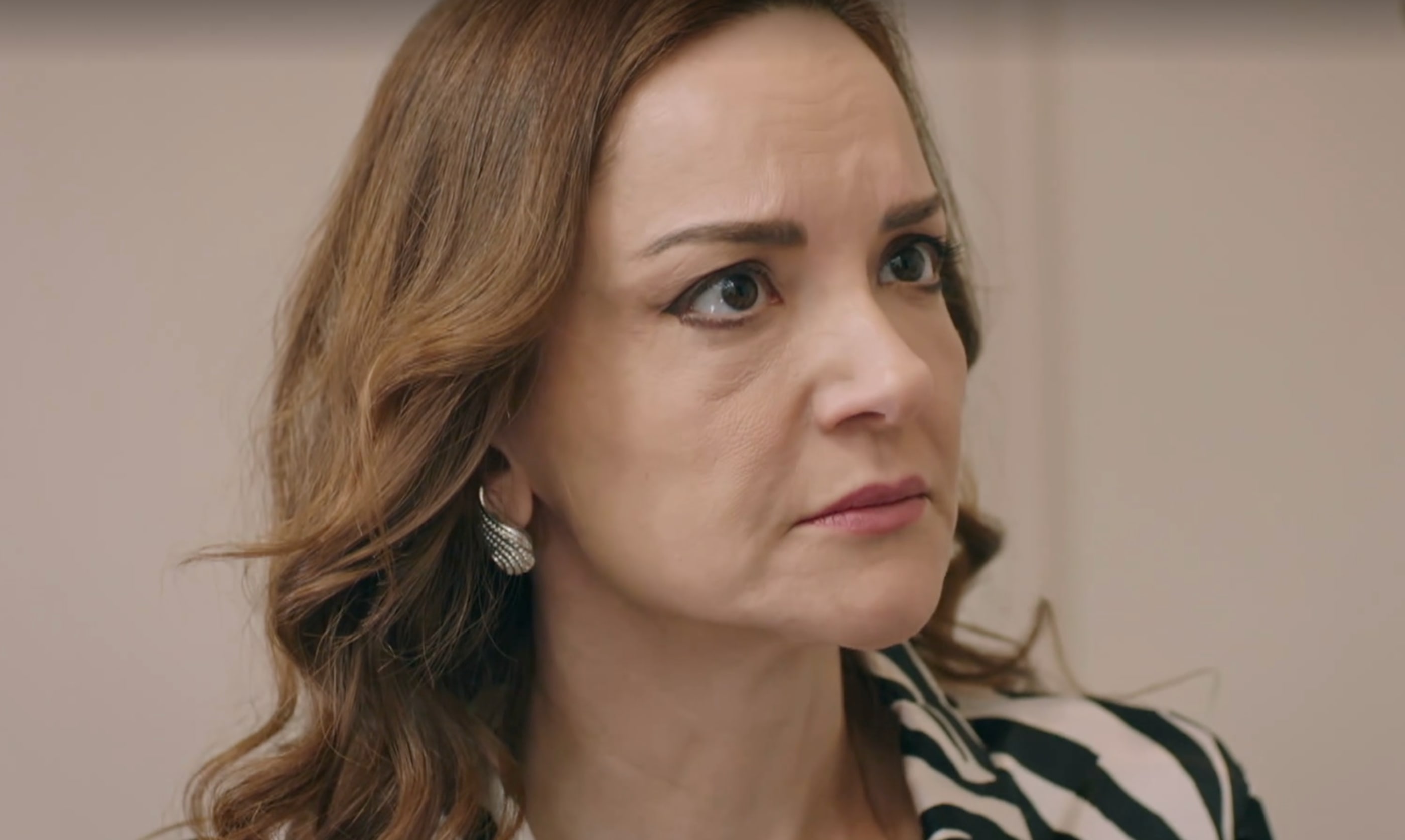 News Wichrowe wzg�rze - 44 odc. Songul zostaje zaatakowana. Streszczenie 44 i 45 odc. 