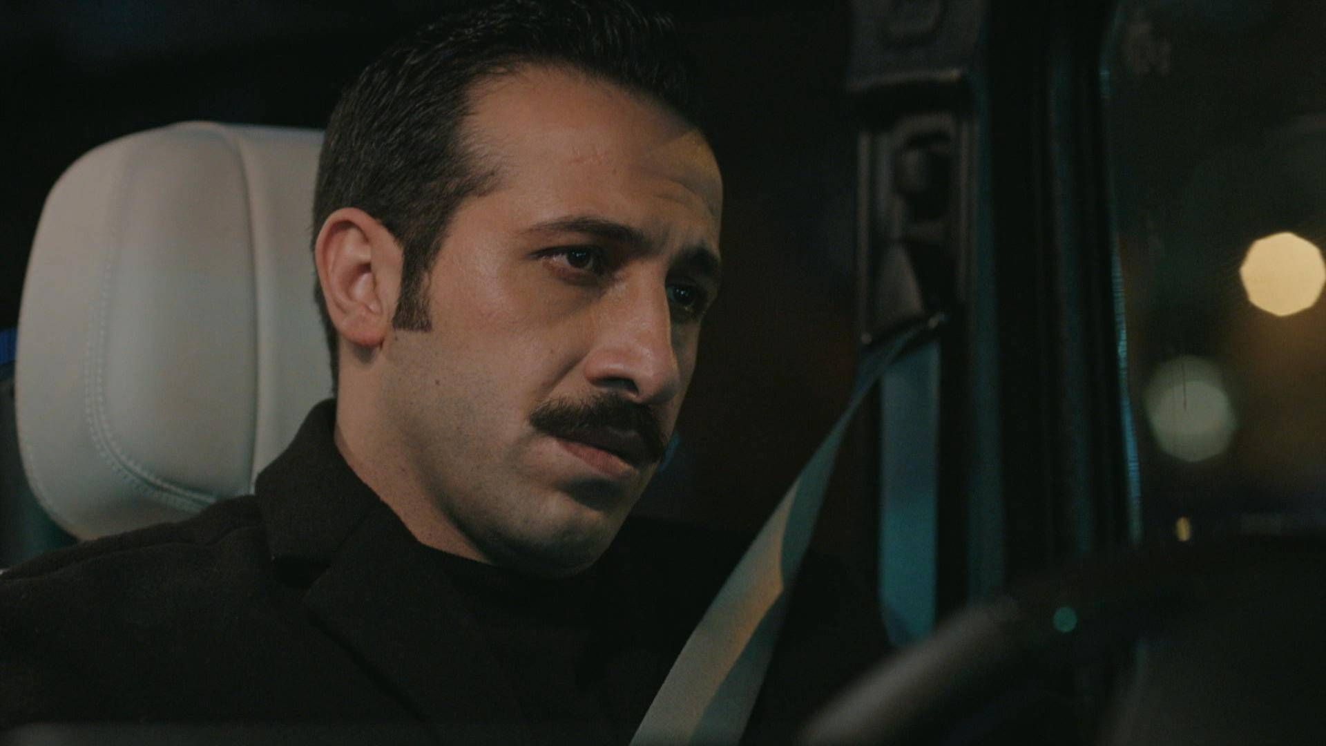 News Z�oty ch�opak - 106 odc. Uciekinierzy chowaj� si� w lesie. Streszczenie 106 i 107 odcinka