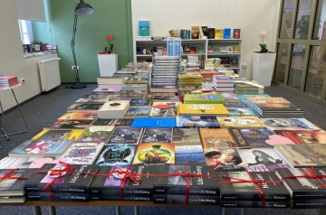 News Biblioteka rozdaje ksi��ki za zapisy! Nietypowa akcja walentynkowa