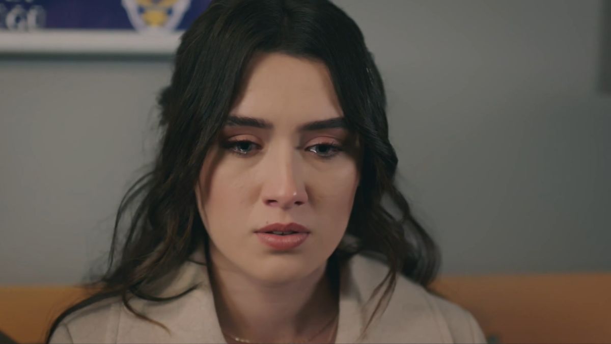 News Wichrowe Wzgrze - 313 odc. Zeynep rozpacza po aresztowaniu matki. Streszczenie 313 i 314 odc. 