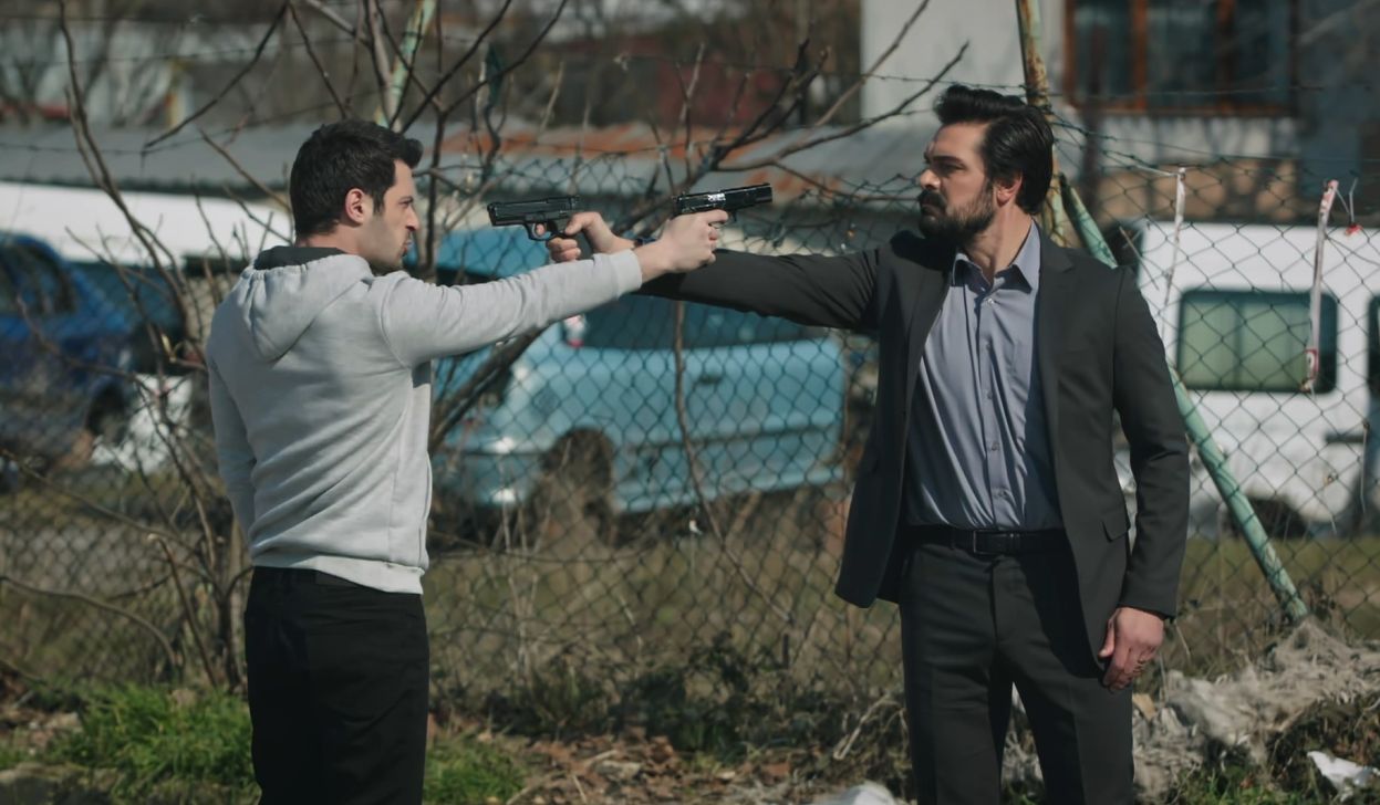 News Dziedzictwo odc. 552 i 553 streszczenie: Yaman i Aziz gro�� sobie broni�! Ali wyznaje mi�o�� Duygu na wizji...