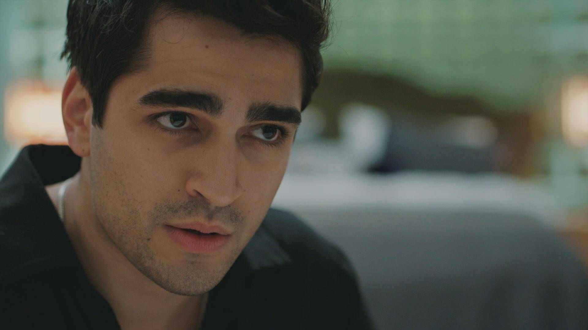 News Z�oty ch�opak - 87 odc. Ferit potajemnie odwiedza Seryan. Streszczenie 87 i 88 odcinka