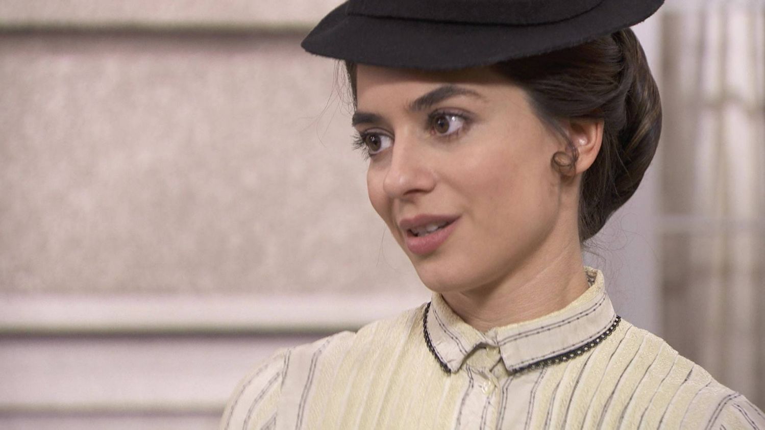 News Akacjowa 38 odc. 585. Teresa wyznaje mi�o�� Maurowi na po�egnanie. Streszczenie 585 i 586 odc. 