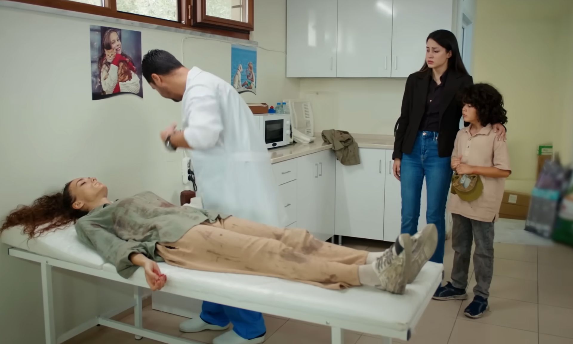 News Dziedzictwo odc. 827 i 828 streszczenie. Nana l�duje w szpitalu. Majaczy! Yusuf jest przera�ony