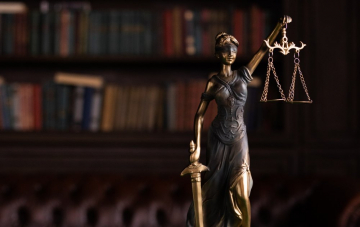 News Ochrona danych internaut�w a prawo autorskie. Co dalej z nielegalnymi utworami w sieci?