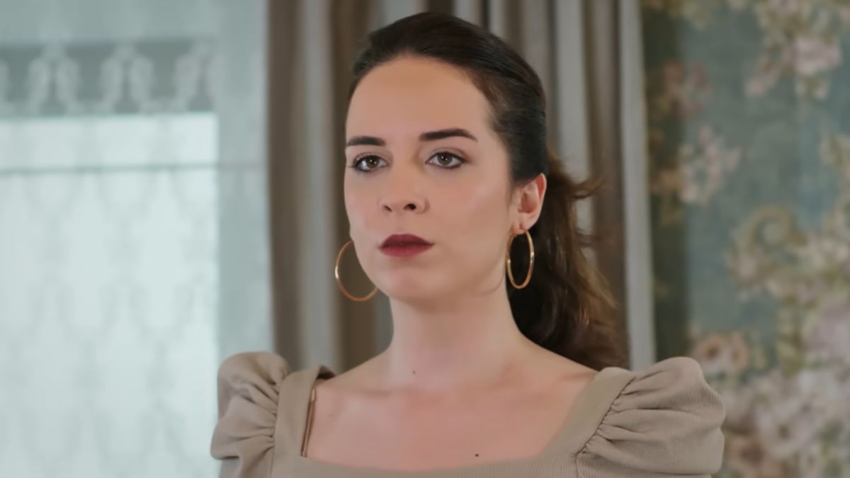 News  Panna m�oda odc. 46, 47. Beyza oskar�a Aysu o kradzie� bransolet!