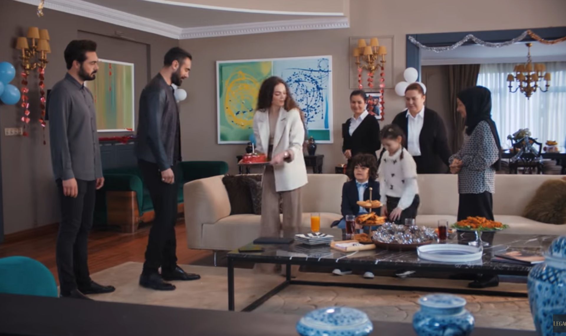 News Dziedzictwo odc. 814 i 815 streszczenie. �wi�to Yusufa! Yaman dowiaduje si� o po�arze w jednym z hangar�w