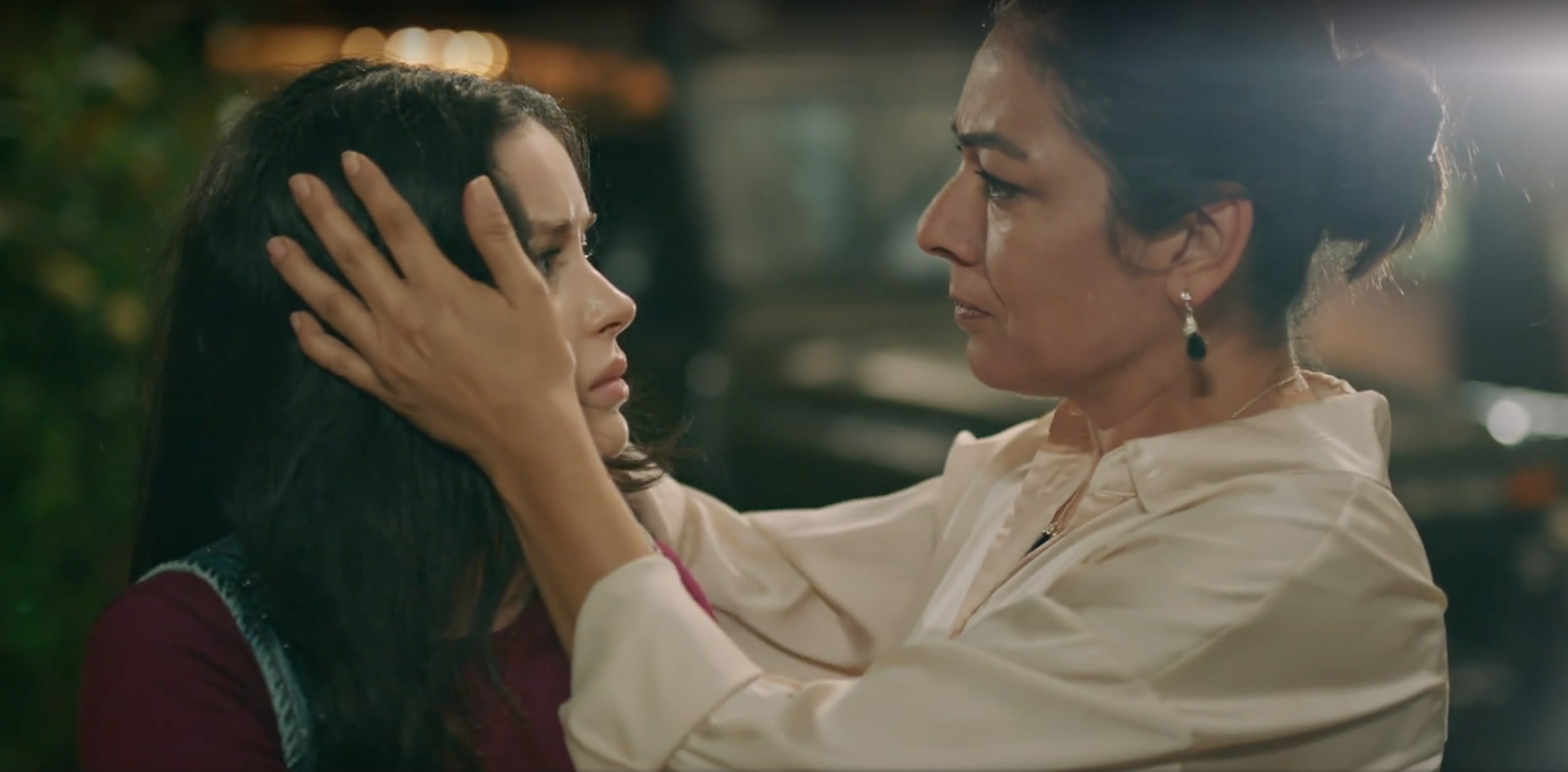 News Wichrowe wzgrze - 243 odc. Merve wraca do domu! Streszczenie 243 i 244 odc. 