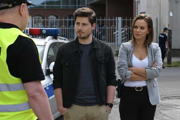 News Komisarz Alex: sezon 20 - odc. 251 i odc. 252: Znika c�reczka s�siadki Bogny, Gabrysi. Dochodzi tak�e do mordstwa. Co si� wydarzy?