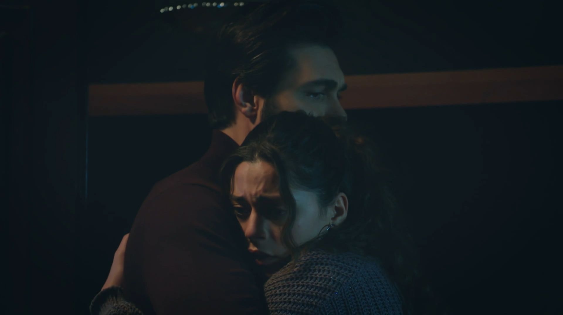 News Dziedzictwo odc. 478 i 479 streszczenie: Seher przytula Yamana! Czy jej serce m�wi co innego ni� rozum?