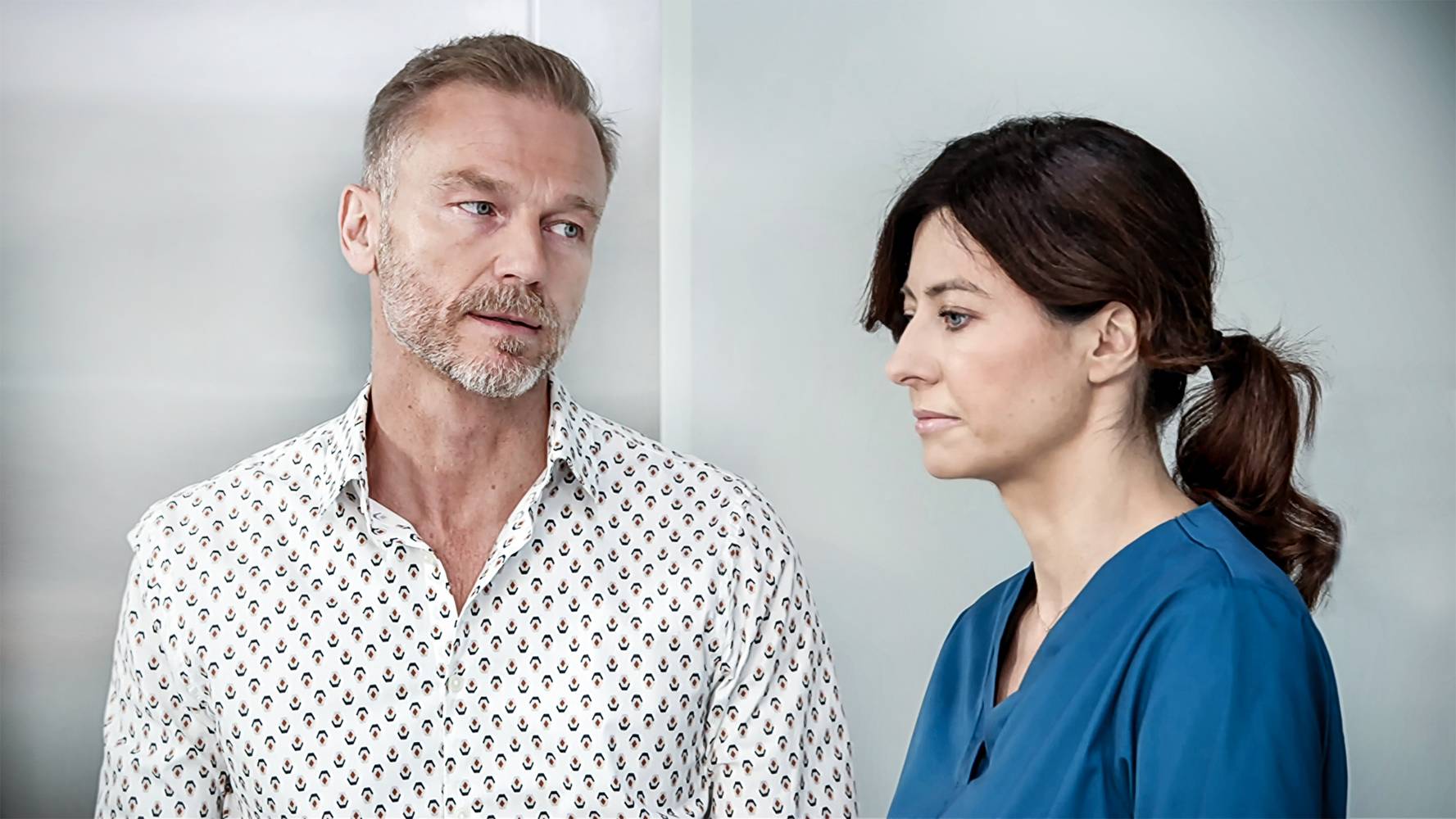 News Pierwsza mi�o�� - 3707 odc. Wszyscy czekaj�, a� Olka zostanie ukarana przez Wekslera. Streszczenie 3707 i 3708 odcinka