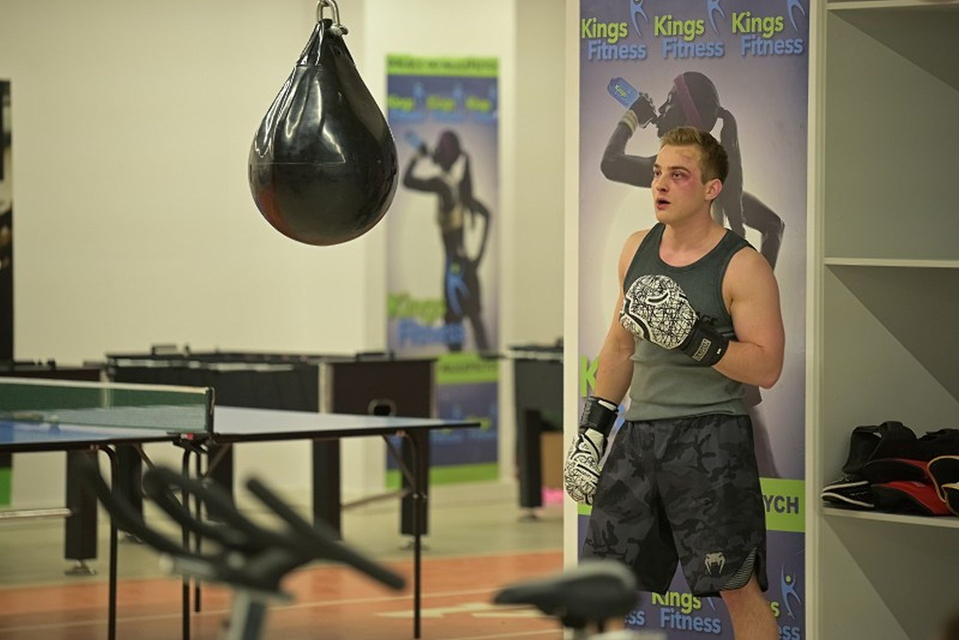 News Pierwsza mi�o�� - 3997 odc. Milena bez zaproszenia wskakuje do samochodu Bia�ego! Streszczenie 3997 i 3998 odc