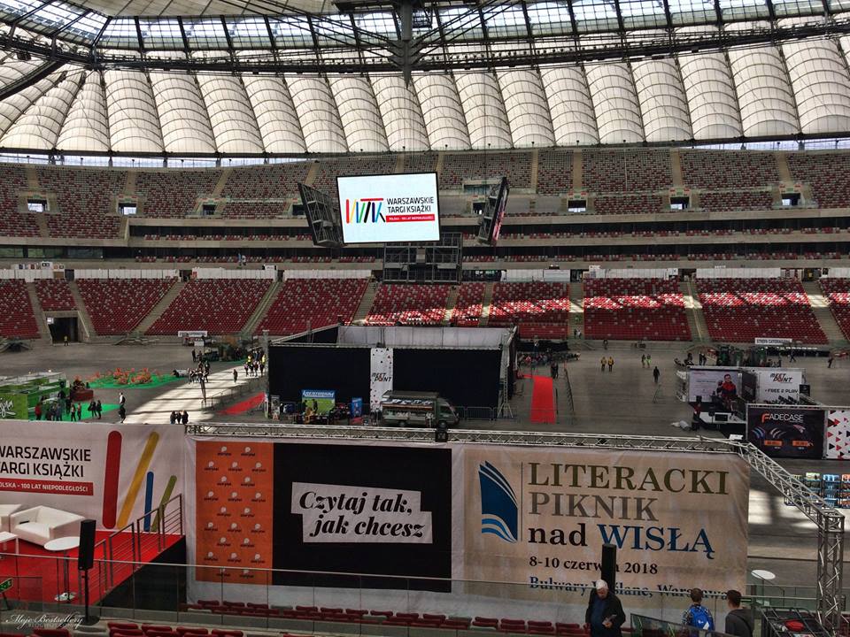 News Znani pisarze na Narodowym. Kogo spotkamy na Targach Ksi��ki w Warszawie?