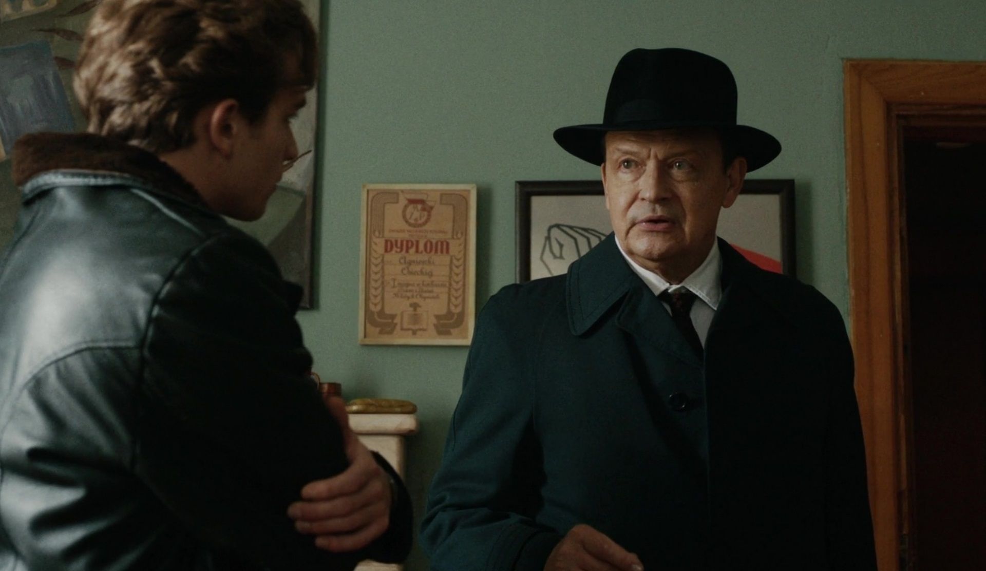 News Osiecka - 3 odc. Agnieszka jest zafascynowana Markiem H�asko. Widzi go z inn�. Streszczenie 3 i 4 odcinka