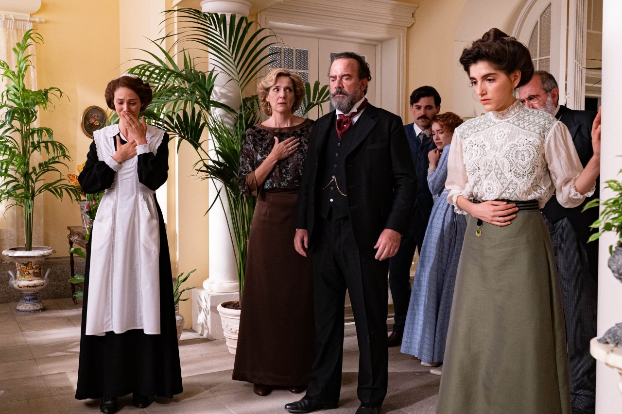 News La Promesa - pa�ac tajemnic - 5 odc. Simona ma zamiar odej�� z pracy. Streszczenie 5 i 6 odc.