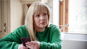 News Pierwsza mi�o�� - 3643 i 3644 odcinek. Dominika pr�buje wymusi� na ojcu anulowanie wyroku. Streszczenie odcink�w