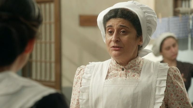 News La Promesa - paac tajemnic - 256 odc. Candela odchodzi z La Promesy. Margarita wygrywa w pokera. Streszczenie 256 i 257 odc.