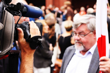 News 11 listopada. Nie b�dzie popularnych seriali w telewizji! Co zobaczy� zamiast „Przysi�gi”?