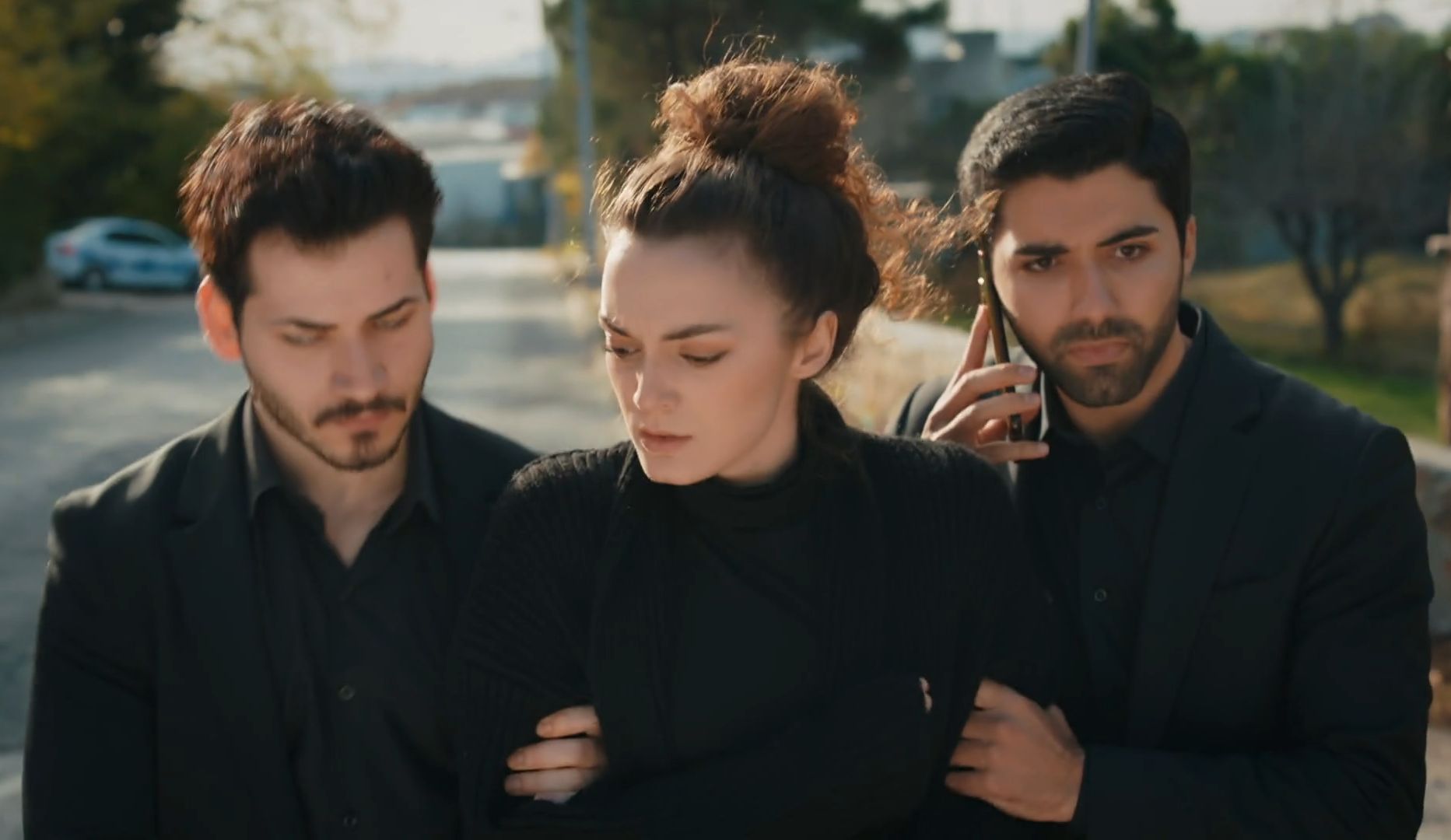 News Dziedzictwo odc. 648 i 649 streszczenie: Yaman chce uciec do Londynu. Nana walczy o �ycie!!!!