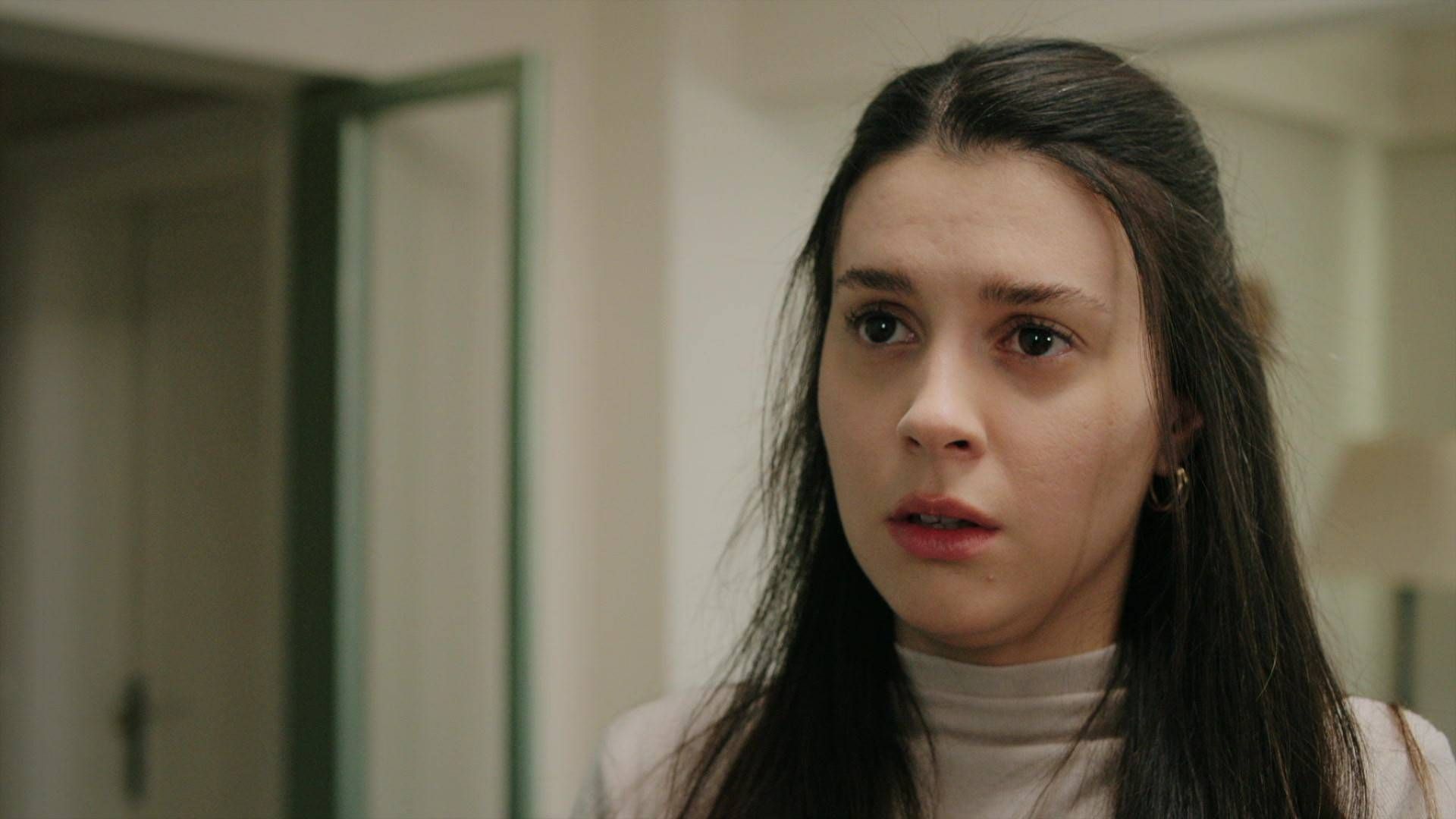 News Z�oty ch�opak - 198 odc. Pelin ucieka ze szpitala, a Seyran ok�amuje Ferita, �e ju� go nie kocha. Streszczenie 198 i 199 odcinka