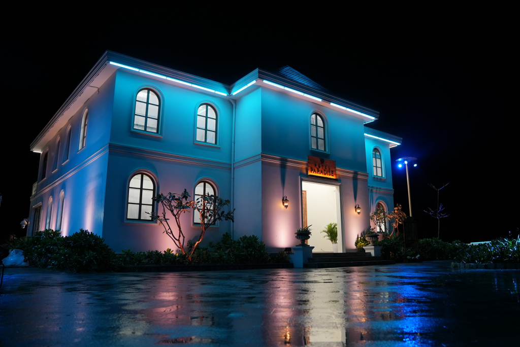 News Hotel Paradise 9 - odc. 37. Pojawia si� Roksana. Kto� odpadnie! Streszczenie 37 odcinka