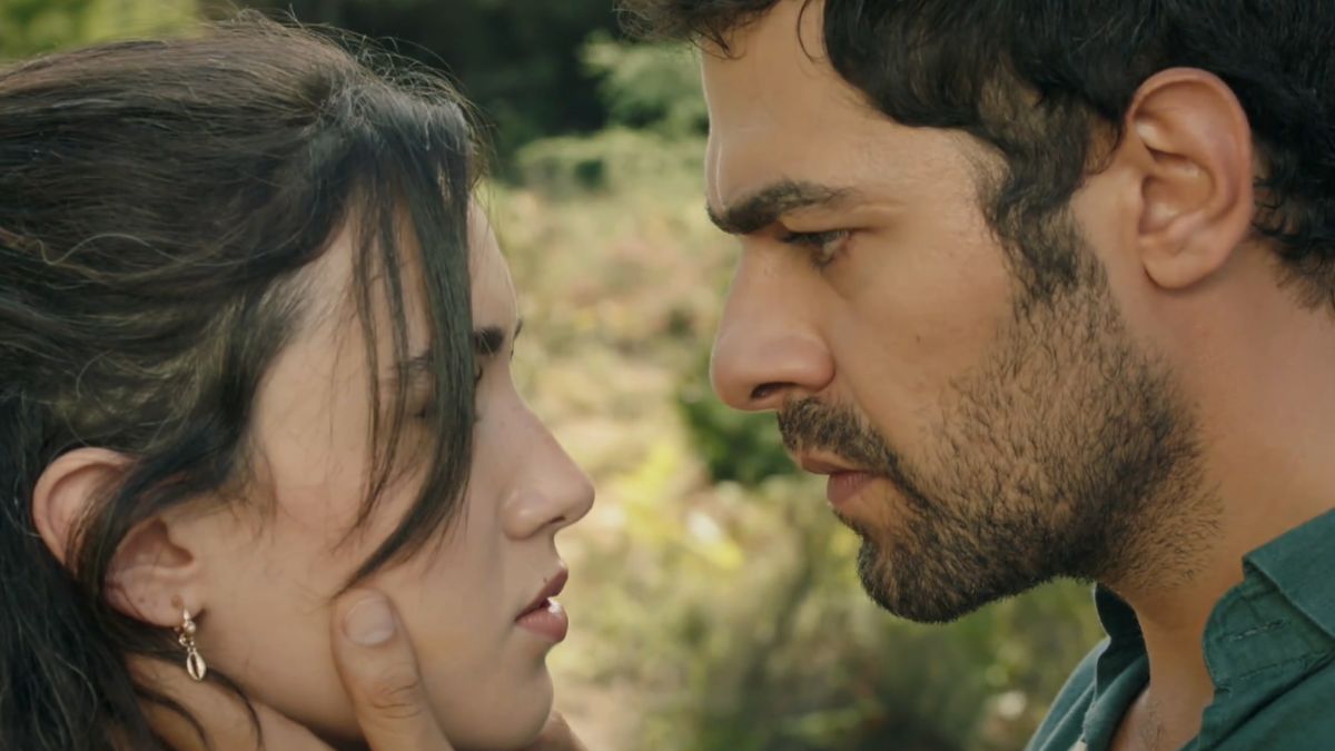 News Wichrowe wzgrze - 268 odc. Kazim chce postrzeli Zeynep? Streszczenie 268 i 269 odc. 