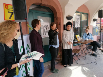 News Olga Tokarczuk otworzy�a w�asn� kawiarni� w Nowej Rudzie