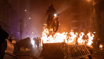 News Centauro - hiszpa�ski zastrzyk adrenaliny od Netfliksa 