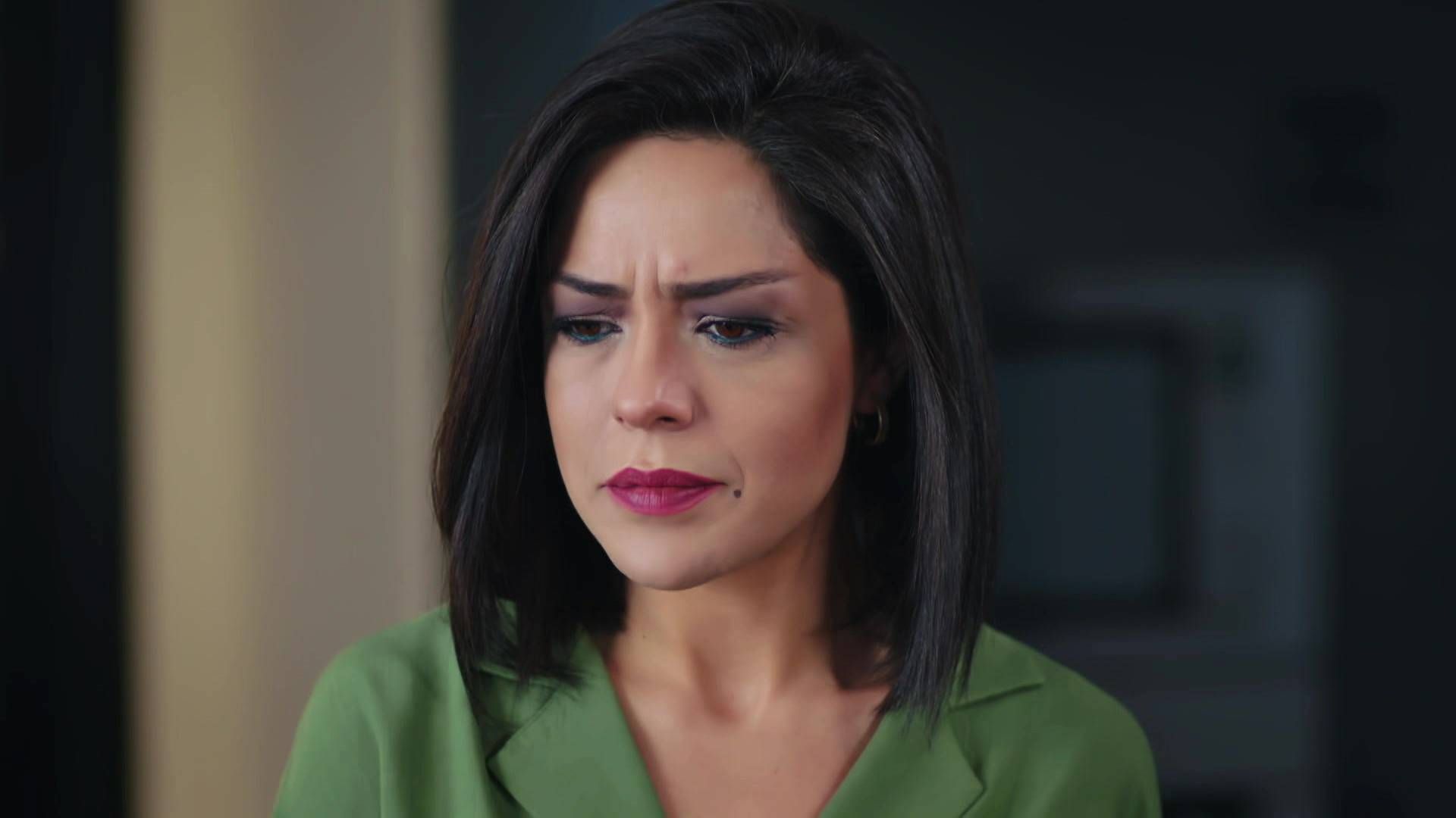 News Dziedzictwo - 238 odc. Ikbal ZRZUCA SEHER ZE SCHOD�W! Dziewczyna trafia do szpitala. Streszczenie 238 i 239 odcinka