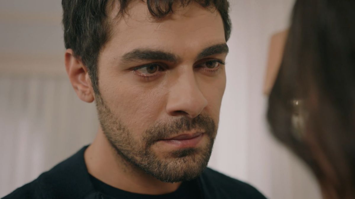 News Wichrowe Wzgrze - 315 odc. Cengiz zostaje ciko ranny podczas ucieczki. Streszczenie 315 i 316 odc. 