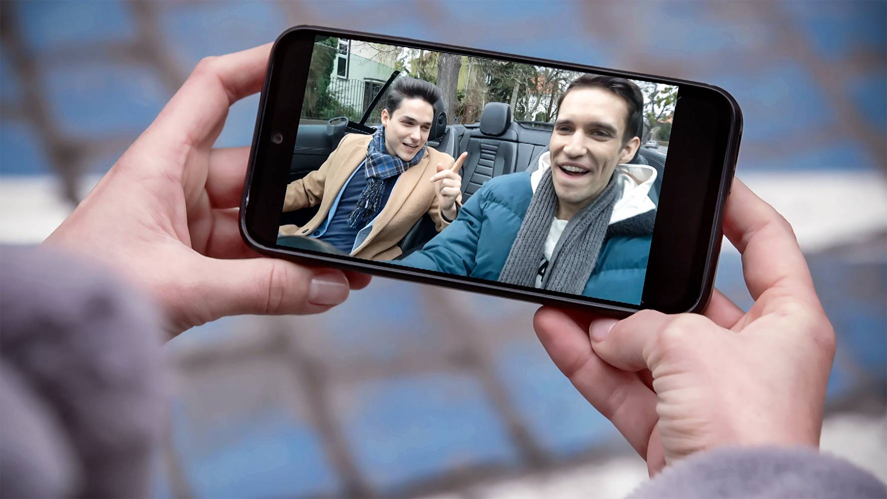 News Pierwsza mi�o�� - 3798 odc. Oskar pr�buje pom�c aresztowanej Kalinie. Streszczenie 3797 odcinka