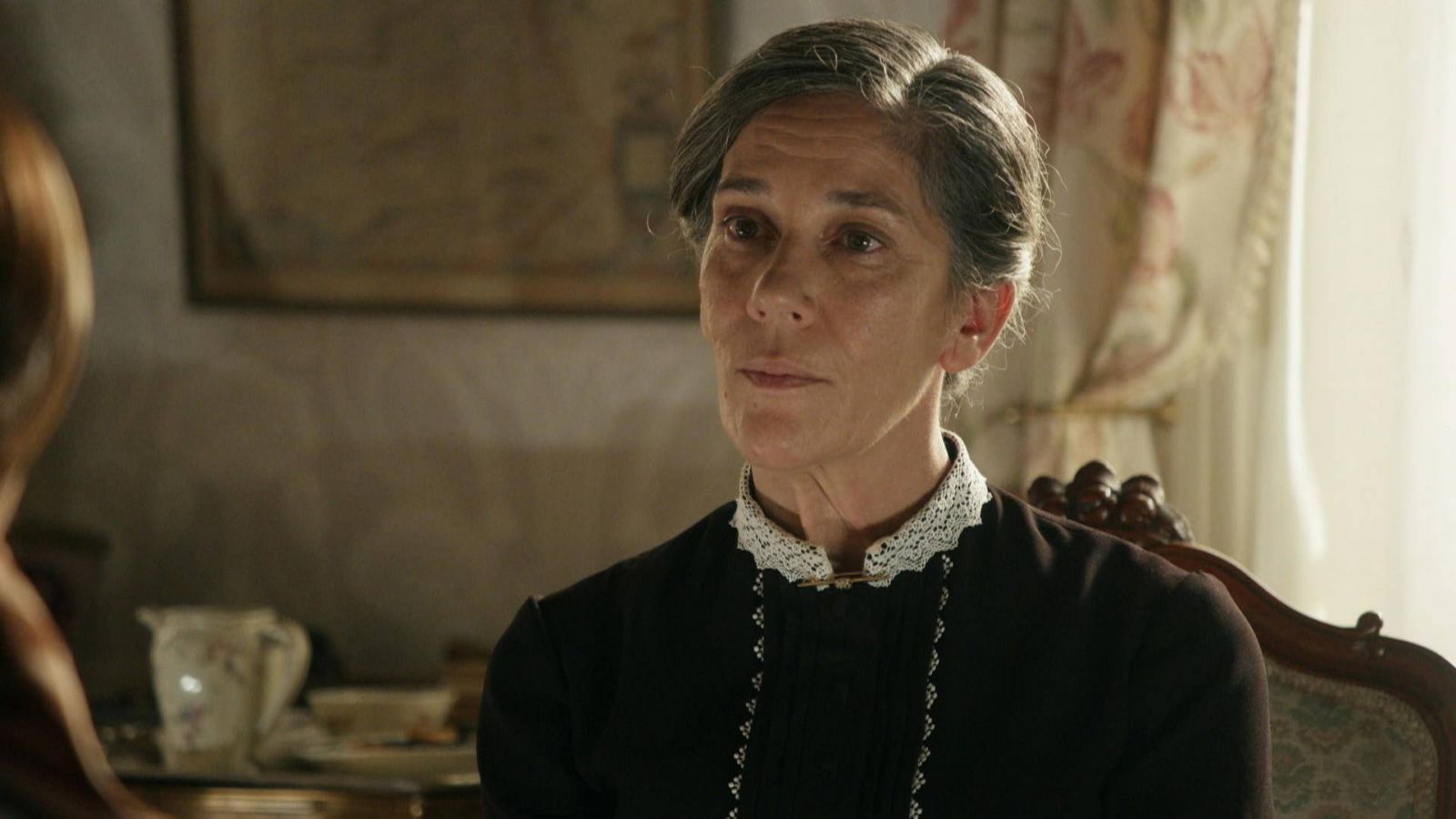 News La Promesa - pa�ac tajemnic - 45 odc. Petra zdradza ojcu Camilo przesz�o�� Pii... Streszczenie 45 i 46 odc.