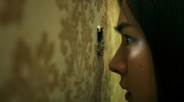 News Ca�a prawda - dziura w �cianie kryje przera�aj�c� prawd� 