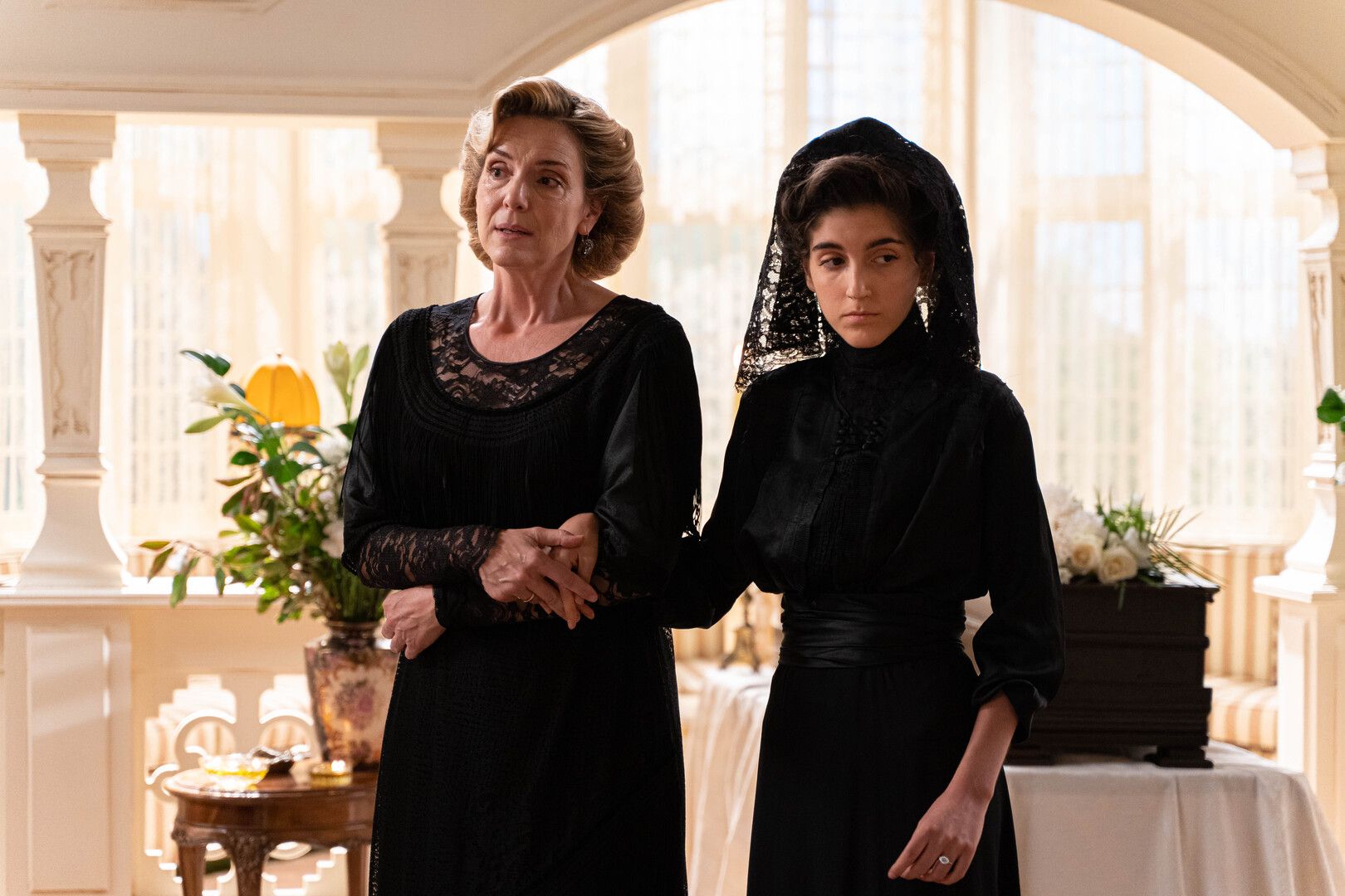 News La Promesa - pa�ac tajemnic - 38 odc. Catalina stara si� zrozumie� macoch�. Streszczenie 38 i 39 odc.