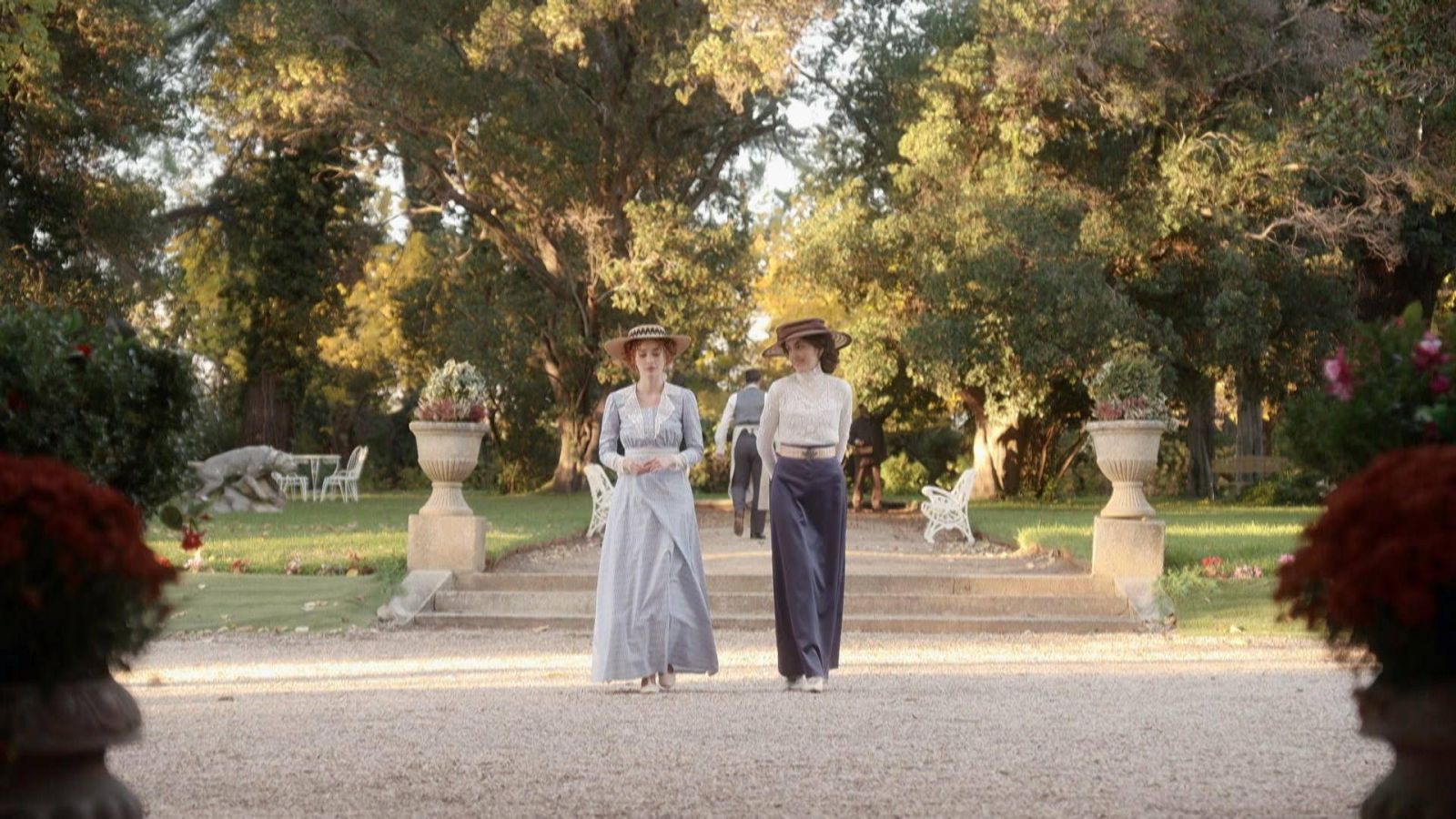 News La Promesa - pa�ac tajemnic - 56 odc. Teresa staje si� opiekunk� Eugenii, a Jana zaczyna podejrzewa� ojca Camila. Streszczenie 56 i 57 odc.