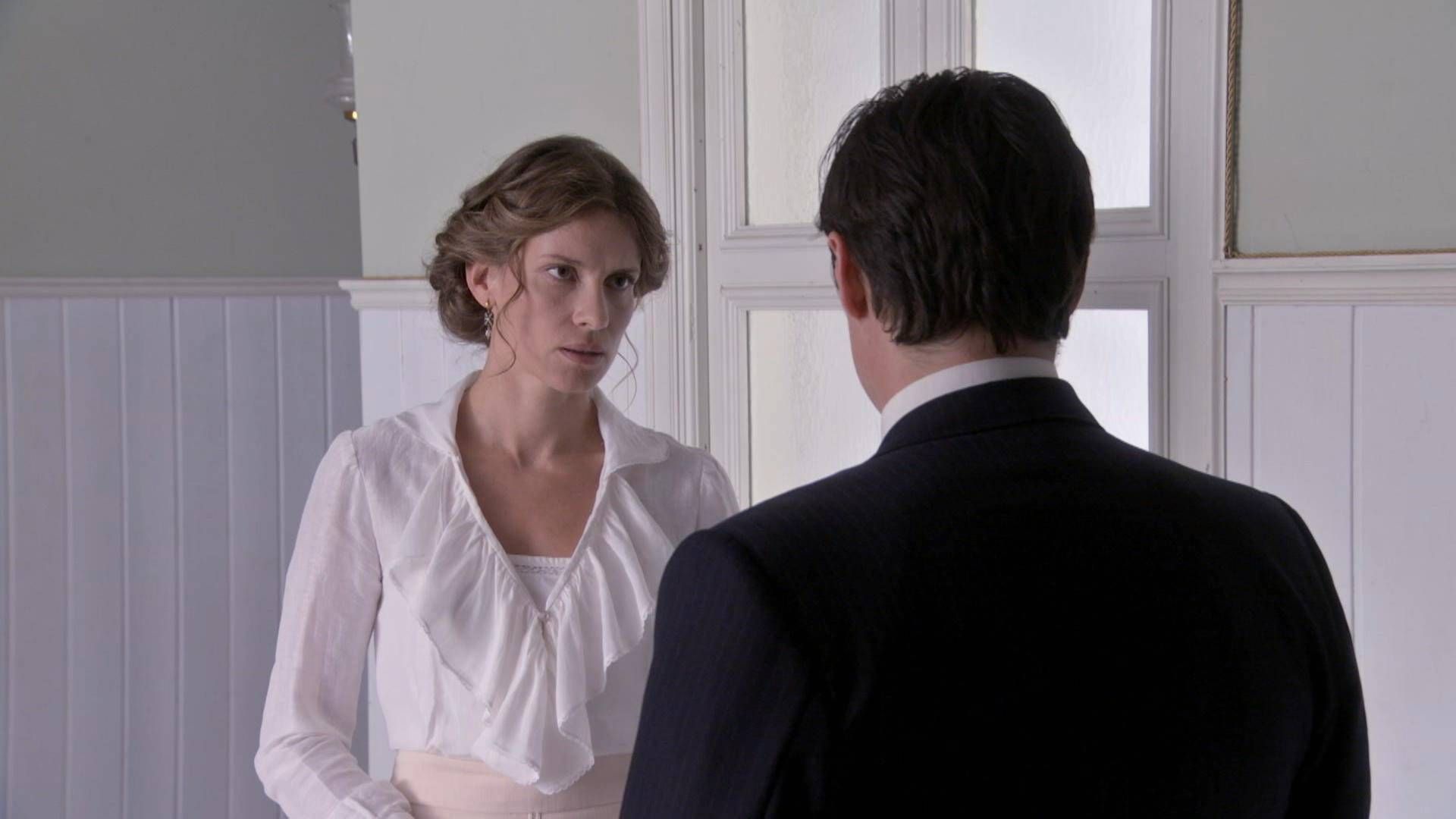 News Sze�� si�str - odc 417. Diana chce zastawi� dom, by sp�aci� robotnik�w fabryki. Streszczenie 417 i 418 odc.