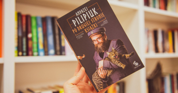 News Taktyka pude�ka czekoladek.  „Po drugiej stronie ksi��ki