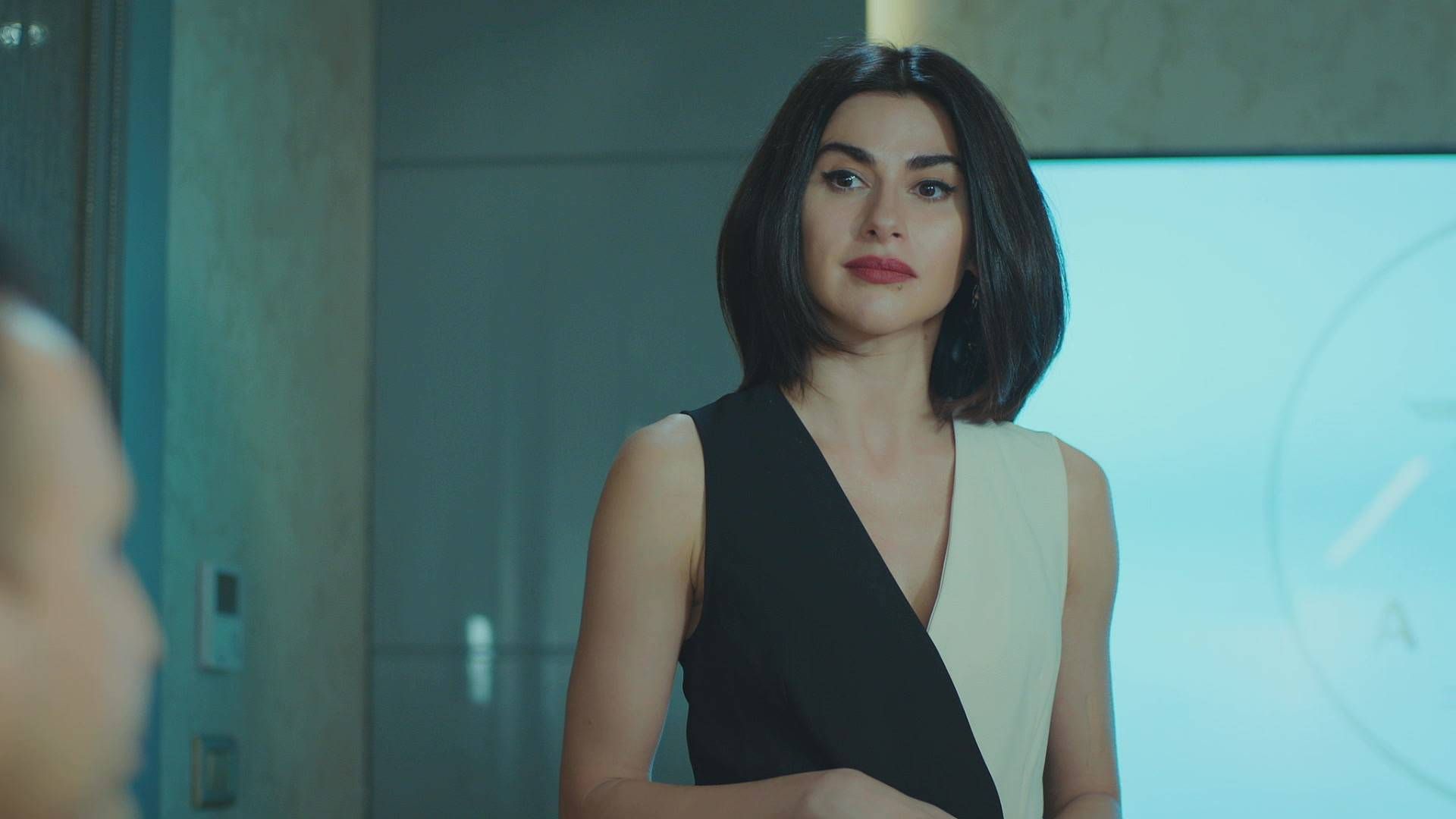 News Zakazany owoc 221 odc. Nieudany zamach na �ycie Ender. Streszczenie 221 i 222 odc. 